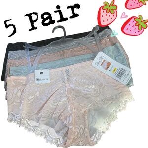 - 🌸 5 Piece Hipsters/Cheeky Lace